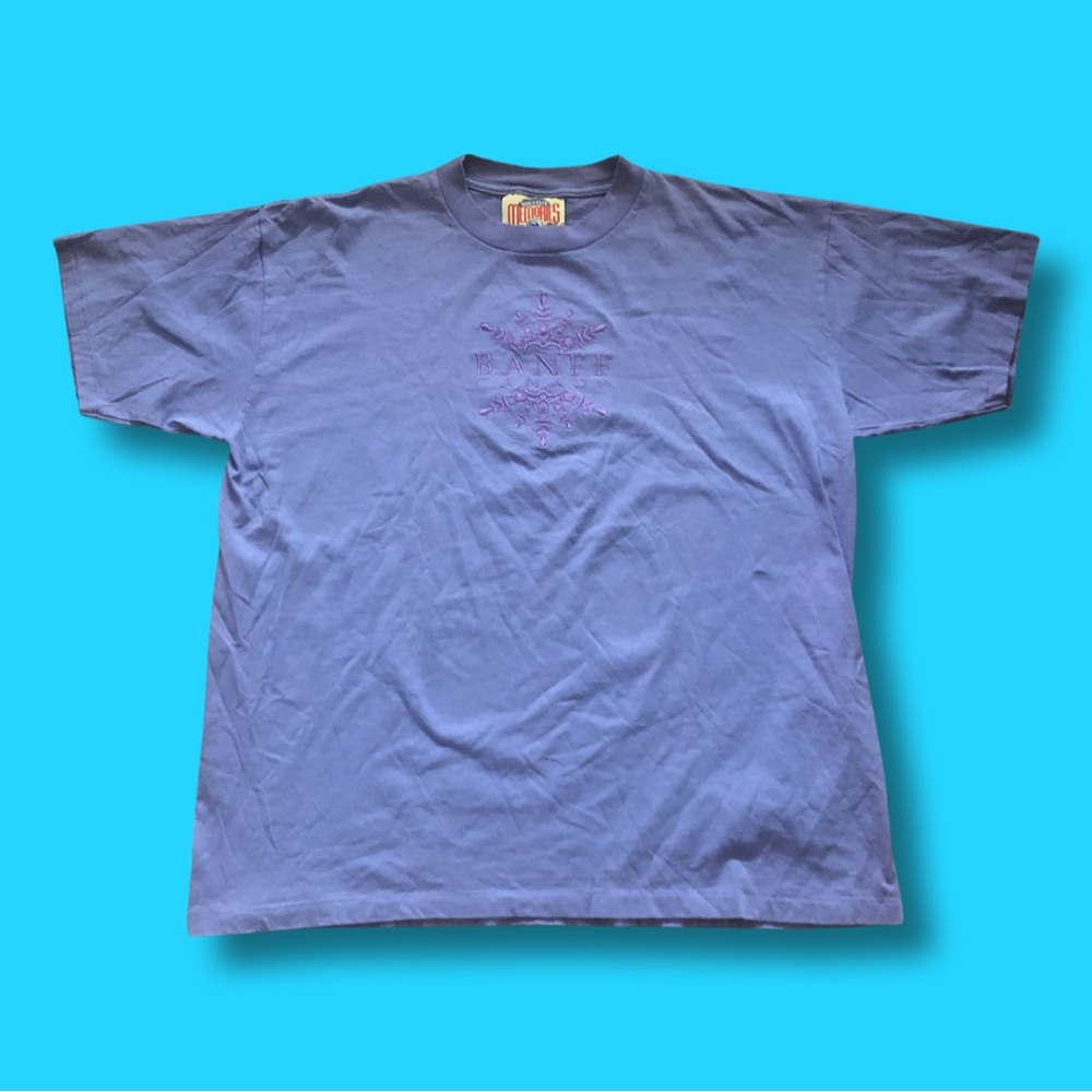 Vintage Made in Canada Mountain Memories Shirt size XL